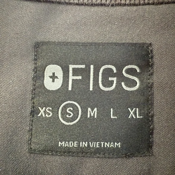 FIGS Women’s On-Shift Fleece Jacket in Deep Charcoal (small) - Picture 6 of 7